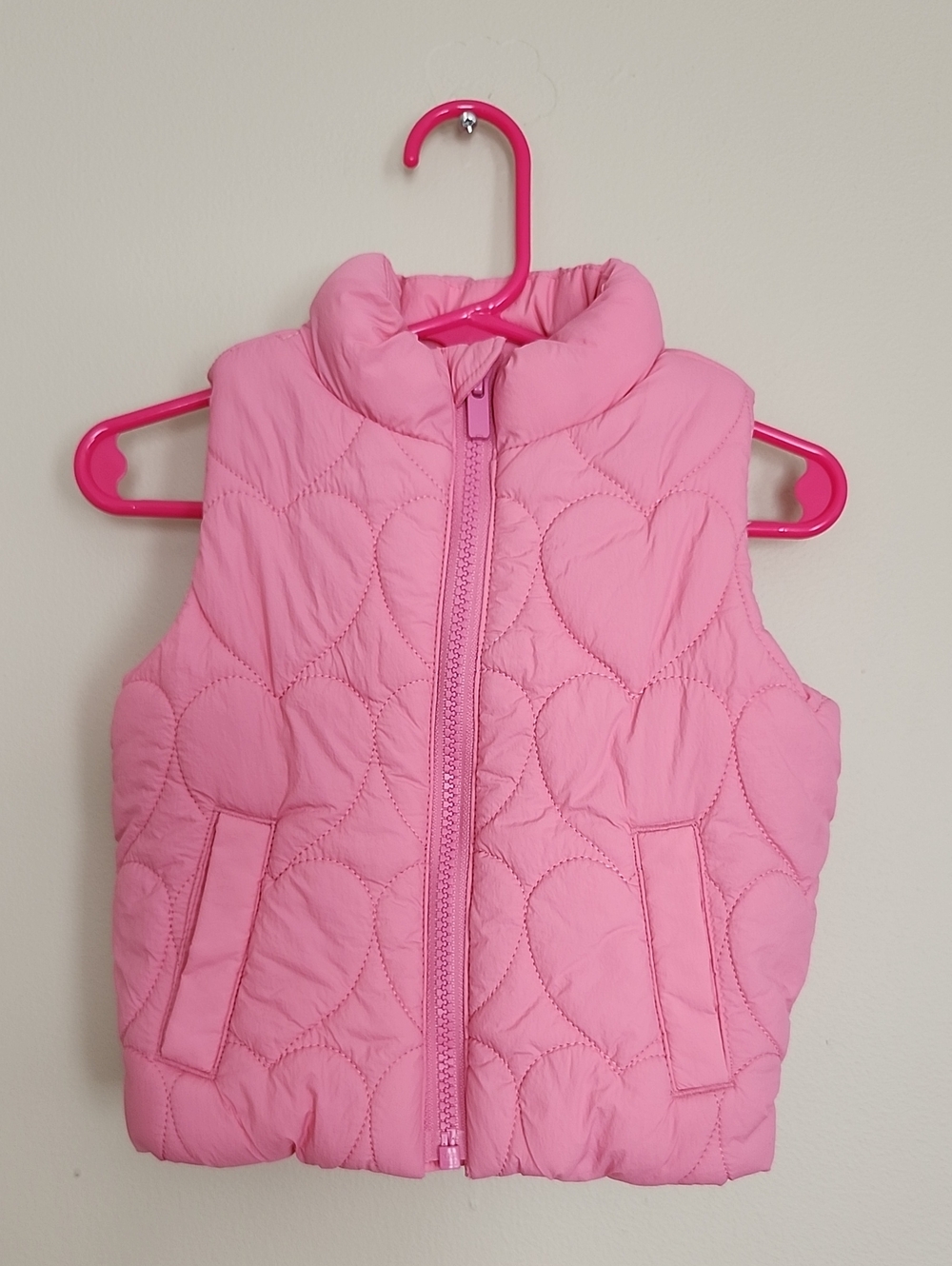 Old Navy Girls' Pink Quilted Heart Puffer Vest , 12-18M, NWOT